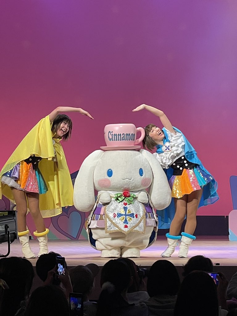 ogasakura0205's tweet photo. #ピューロマスケティア 
#サンリオ 

さっちゃんのダンス本当にすき！
笑顔が眩しくてずっと目で追ってしまいました🥰
子どもだけじゃなく大人もハマる魅力が詰まっているなーと改めて思いました♩
世界に誇るkawaii💕💕

あの爆音の中で爆睡していた2歳児。 https://t.co/uH1Bnljhvg