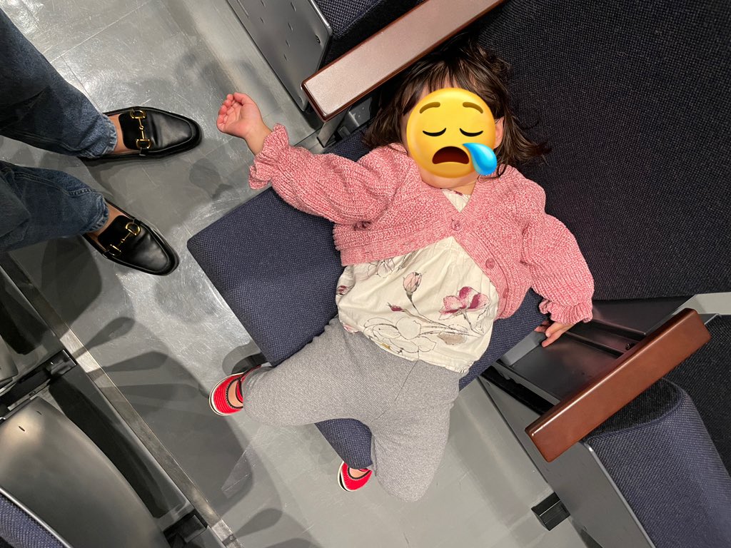 ogasakura0205's tweet photo. #ピューロマスケティア 
#サンリオ 

さっちゃんのダンス本当にすき！
笑顔が眩しくてずっと目で追ってしまいました🥰
子どもだけじゃなく大人もハマる魅力が詰まっているなーと改めて思いました♩
世界に誇るkawaii💕💕

あの爆音の中で爆睡していた2歳児。 https://t.co/uH1Bnljhvg