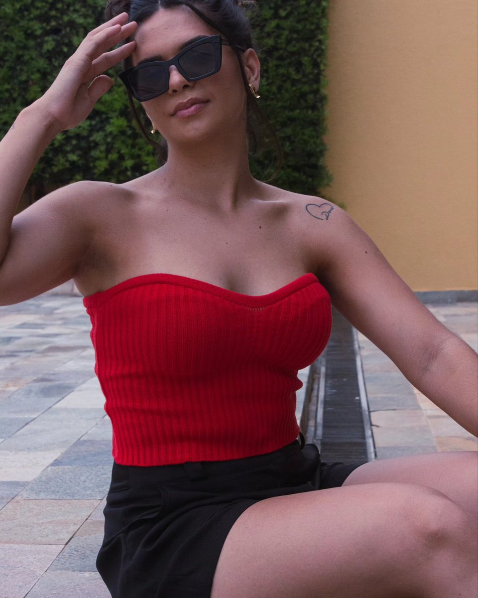marabelaconcept's tweet image. 💃 Feito com um tecido super confortável e com um caimento incrível, este cropped é a escolha perfeita para qualquer ocasião. Vista-o com shorts, saias ou calças - a criatividade é o limite! 

#cropped #moda #modafemina
#roupasfemininasonline #roupas #roupasfemininas #lojaonline