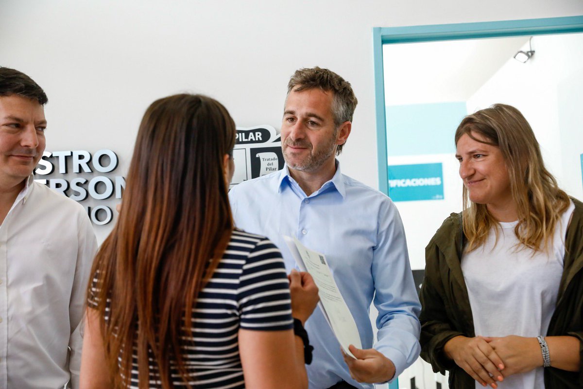 FedericoAchaval's tweet image. El nuevo #RegistroCivil en la Casa de Desarrollo Humano de #SanAlejo ya está funcionando. 

Las familias de #SanAlejo, #LaLomita y #Agustoni tendrán la posibilidad de realizar trámites y acceder a derechos cerca de sus hogares.

Seguimos trabajando para acercar el Estado a cada…