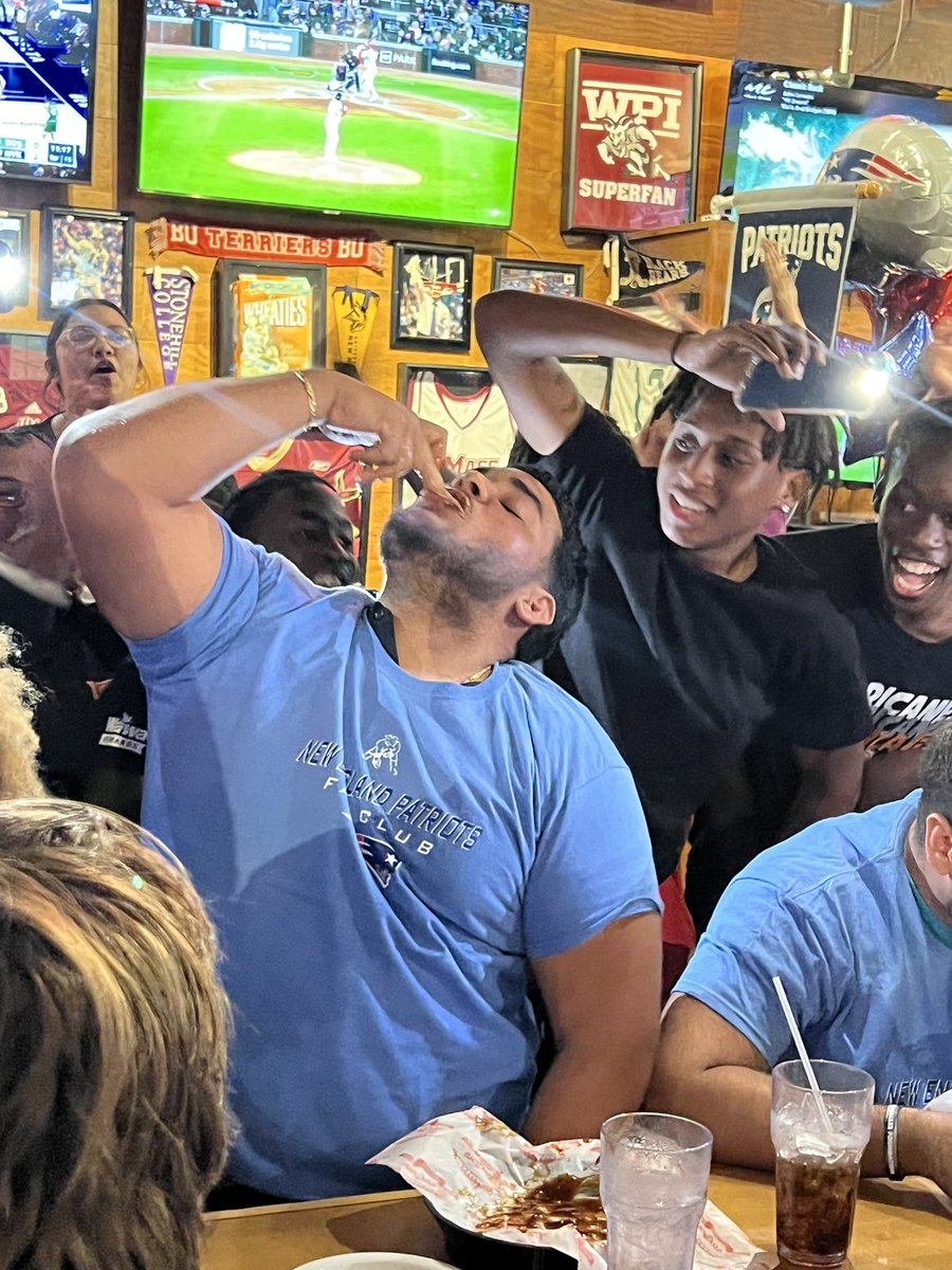 WeAreLely's tweet photo. A huge thank you for Foxboro Sports Tavern for hosting Lely and Naples football teams tonight in preparation for the 50th Coconut Bowl. Thank you for your continue support!! All in good fun, a wing eating contest between the two teams. https://t.co/9qoq1kmz0H
