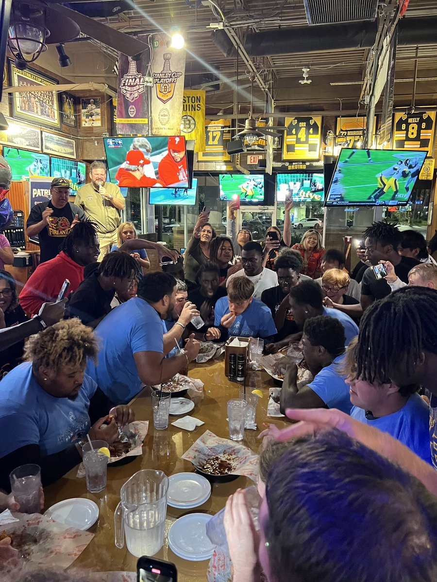 A huge thank you for Foxboro Sports Tavern for hosting Lely and Naples football teams tonight in preparation for the 50th Coconut Bowl. Thank you for your continue support!! All in good fun, a wing eating contest between the two teams.