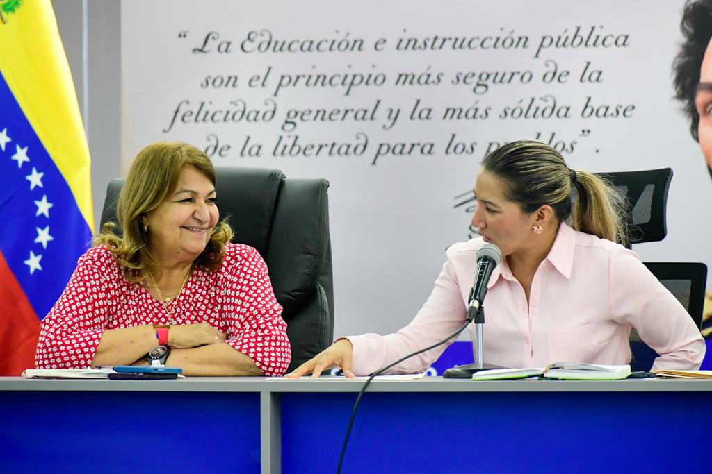 Seguimos avanzando en la organización del Programa "Mi Conuco Escolar: Carlos Lanz" instruido por el presidente <a href="/NicolasMaduro/">Nicolás Maduro</a>, para promover la producción agroalimentaria de la muchachada de la Patria. 

@MPPEDUCACION 
@MinagrourbanaV