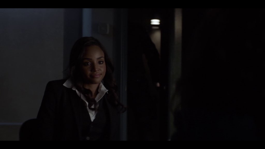 I remember when I watched that scene for the first time, I smiled because I thought, have they ever dated or what?😏🤣🥰 #SaveBatwoman