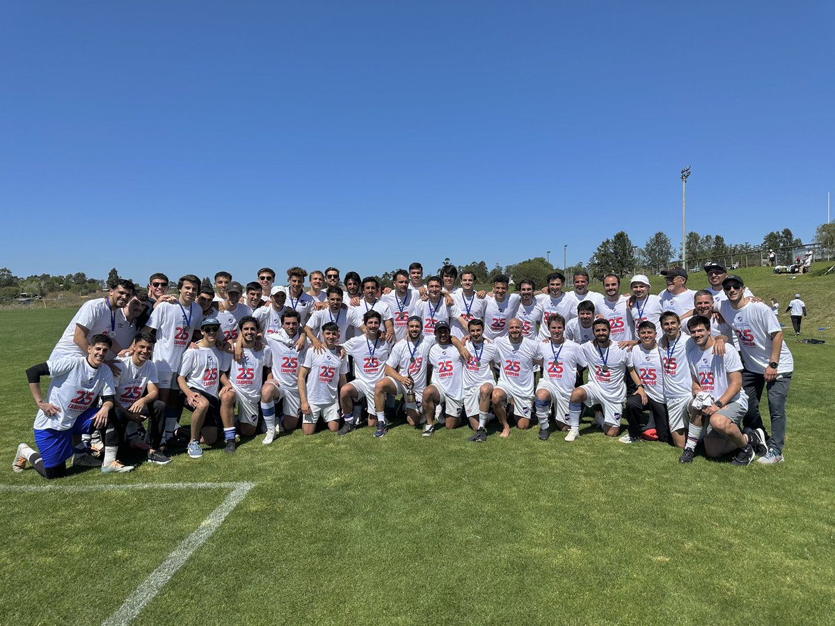 CAMPEONES 2023

#25 🏆

#elMásLaureado