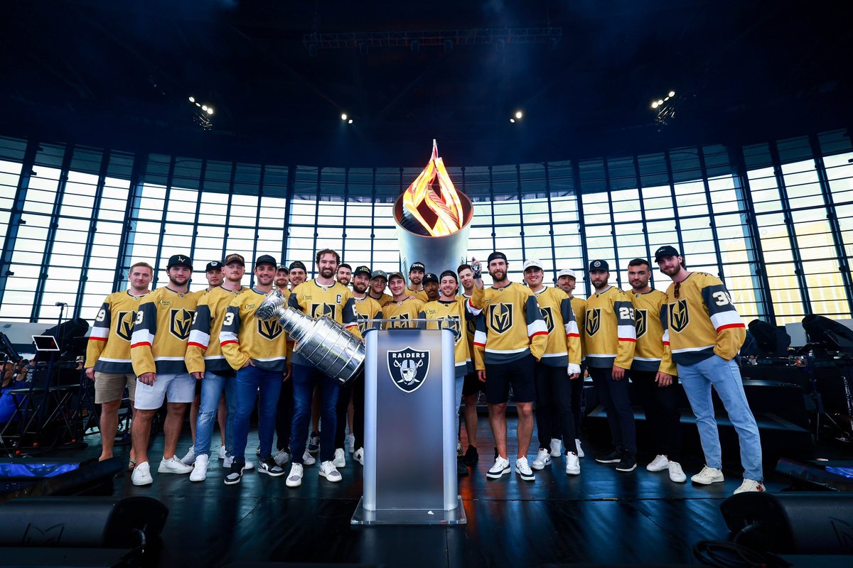 Allegiant Stadium tweet media