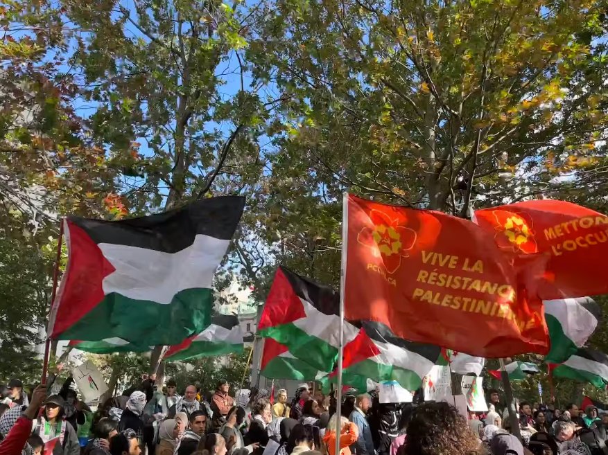 yclaude's tweet photo. @Margueritestern #Montréal :
On retrouve dans ce petit rassemblement de soutien au #Hamas :
-Des #Islamistes proches d'un prédicateur qui a recruté des jeunes jihadistes envoyés en #Syrie
-Des #Islamo_Gauchistes de l'Université Concordia
-Des membres d'une secte maoïste (#PCCML) https://t.co/lJdRklhQko