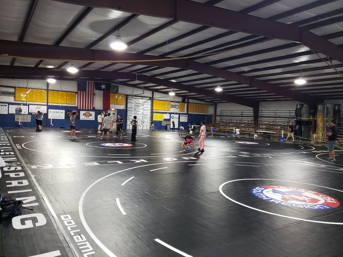 1st practice on new mats!! #TexasWrestling