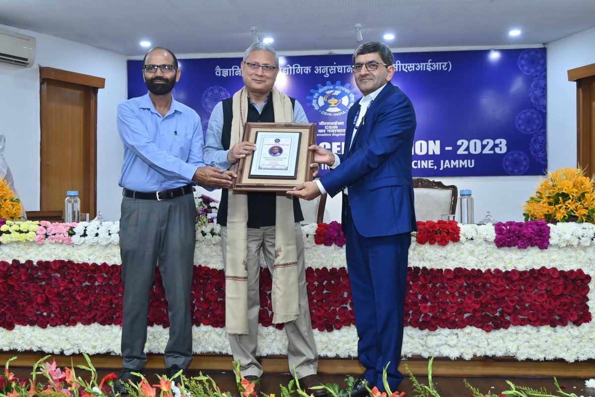 CSIR-IIIM (@csiriiim) on Twitter photo Prof. <a href="/VinodSingh_IITK/">Vinod K Singh</a> inaugurated startup exhibition and poster session, AI models competition under <a href="/CsirJigyasa/">CSIRJIGYASA</a> Prof. <a href="/VinodSingh_IITK/">Vinod K Singh</a> inaugurated startup exhibition and poster session, AI models competition under <a href="/CsirJigyasa/">CSIRJIGYASA</a>