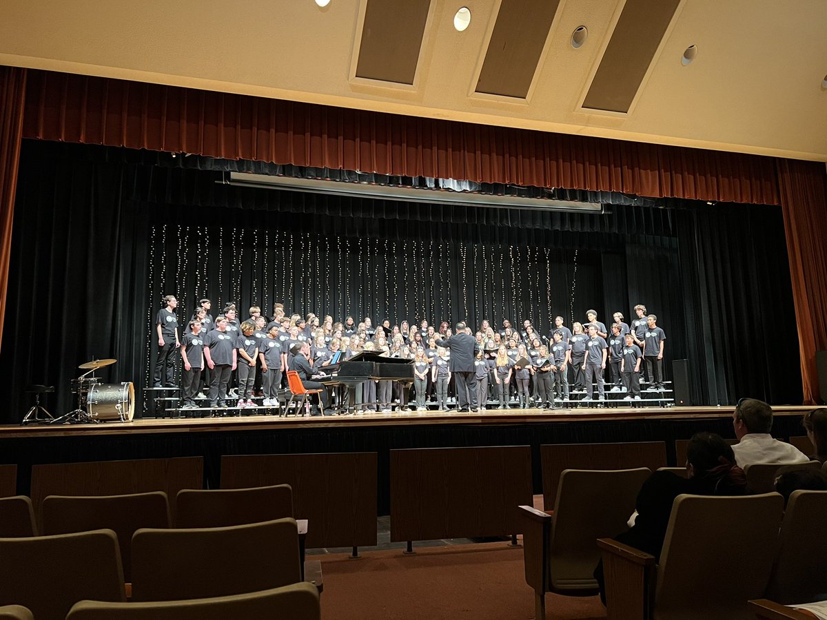 North Davidson High School Chorus tweet media