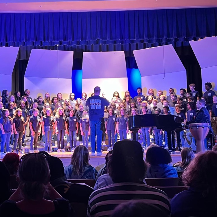 wbmbruins's tweet photo. Congratulations to the 6th Grade Chorus for a great FIRST concert!! #CooksKids 🎶💙🌟🎶 https://t.co/BFx9aIu1QC