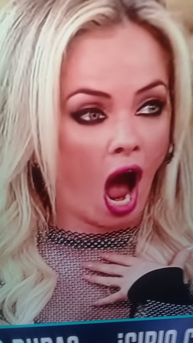 aparicioshowman's tweet photo. #BenditoDebate la mujer mas hermosa del pais aunque le hagan bromas sigue siendo muy hermosa muy buena persona y muy amada por millones de argentinos @alemaglietti https://t.co/TWRYuYI2MI