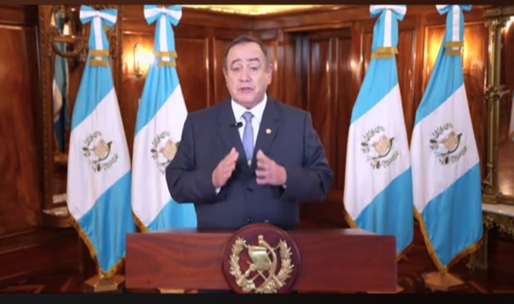 FuentesGT's tweet photo. Viejo Cerote ni Mierda dice...
#Notengopresidente https://t.co/dCtrJ12Qwd