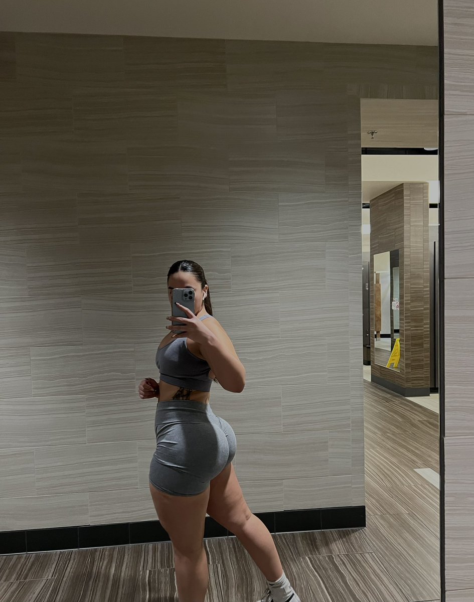 vvgiselle's tweet photo. gym pump update 🏋️‍♀️ https://t.co/PZPNJo87nP