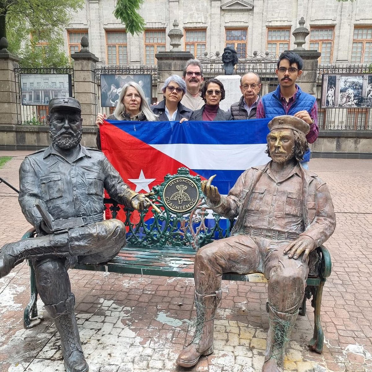 El Singrant tweet media