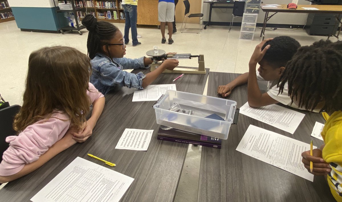amcovington05's tweet photo. @EHMSEagles 6th Graders using the triple beam balance to measure the grams of 25ml of different liquids. https://t.co/4Josy4qvlA