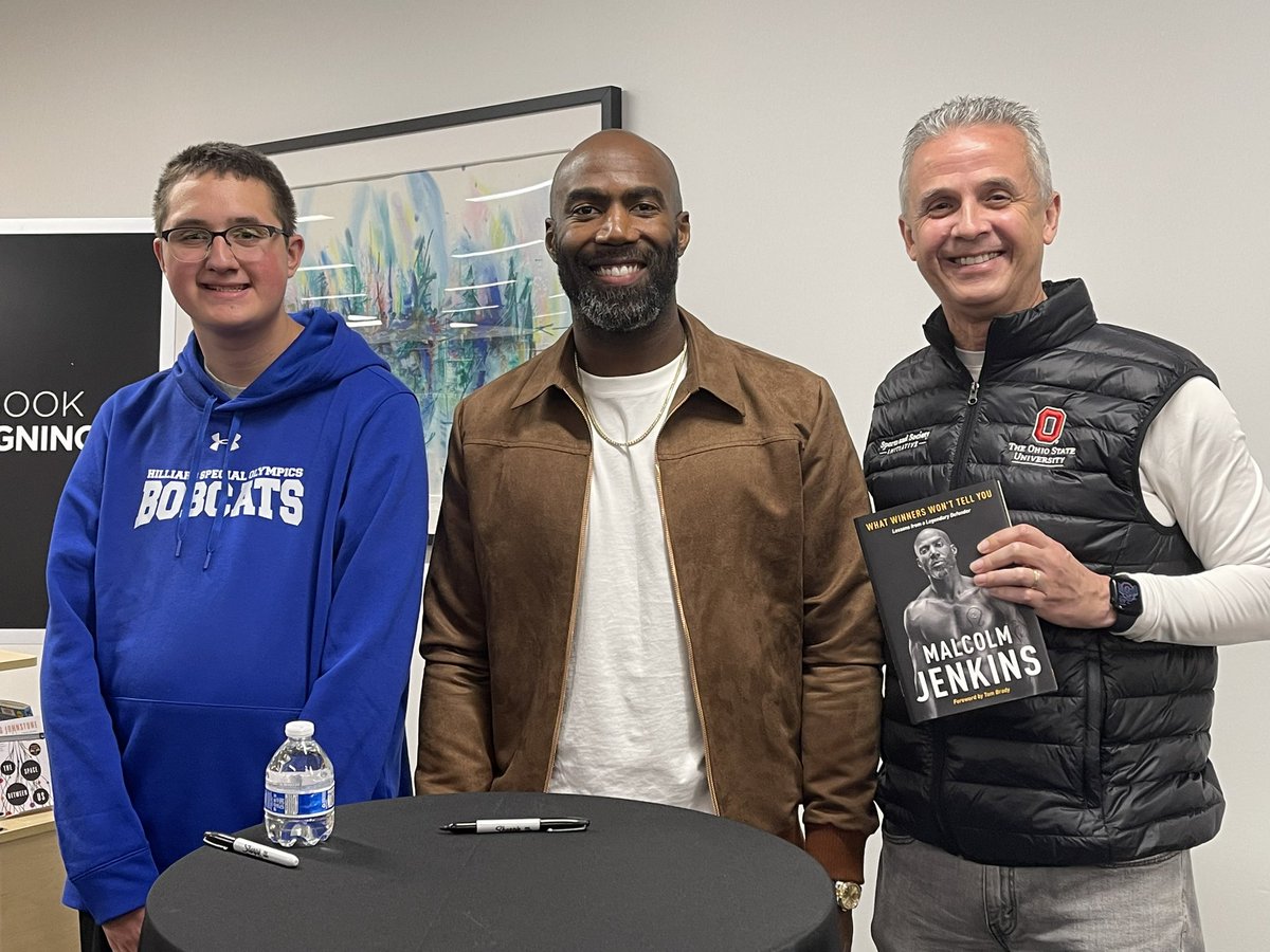 drturner's tweet photo. Great hearing @MalcolmJenkins speak at the @columbuslibrary (in partnership with @SportsSociety) tonight. Can’t wait to read his new book. https://t.co/qvJyn5ao6u