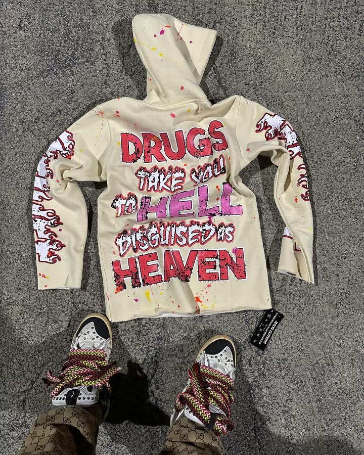 JetLyfeCo's tweet photo. DRUGS TAKE YOU TO HELL HOODIE
AVAILABLE NOW
FREE SHIPPING
LIMITED PIECES
500 GSM, HEAVYWEIGHT.
LIGHTLY PAINTED: all of these pieces are individually hand painted making each piece a 1/1.
SIZES: XS-3XL
FITS TRUE TO SIZE: SLIGHT OVERSIZED
UNFINISHED BOTTOM

https://t.co/goxwm4N4z0 https://t.co/eSL2lH6XM9