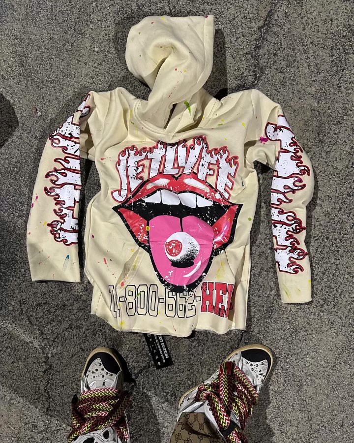 JetLyfeCo's tweet photo. DRUGS TAKE YOU TO HELL HOODIE
AVAILABLE NOW
FREE SHIPPING
LIMITED PIECES
500 GSM, HEAVYWEIGHT.
LIGHTLY PAINTED: all of these pieces are individually hand painted making each piece a 1/1.
SIZES: XS-3XL
FITS TRUE TO SIZE: SLIGHT OVERSIZED
UNFINISHED BOTTOM

https://t.co/goxwm4N4z0 https://t.co/eSL2lH6XM9