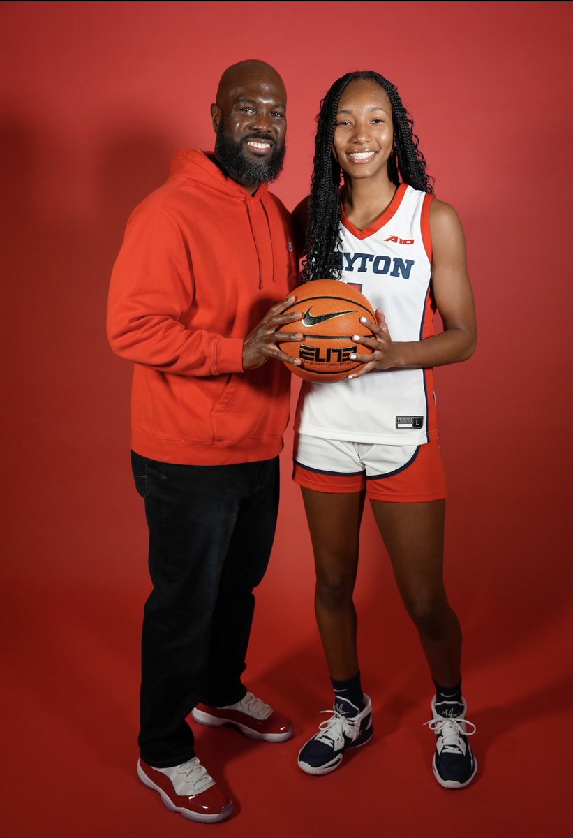 brooklyn_hall1's tweet photo. Thank you @DaytonWBB for having me on campus today!! I had an amazing time ❤️💙 https://t.co/YT54EeWKRq