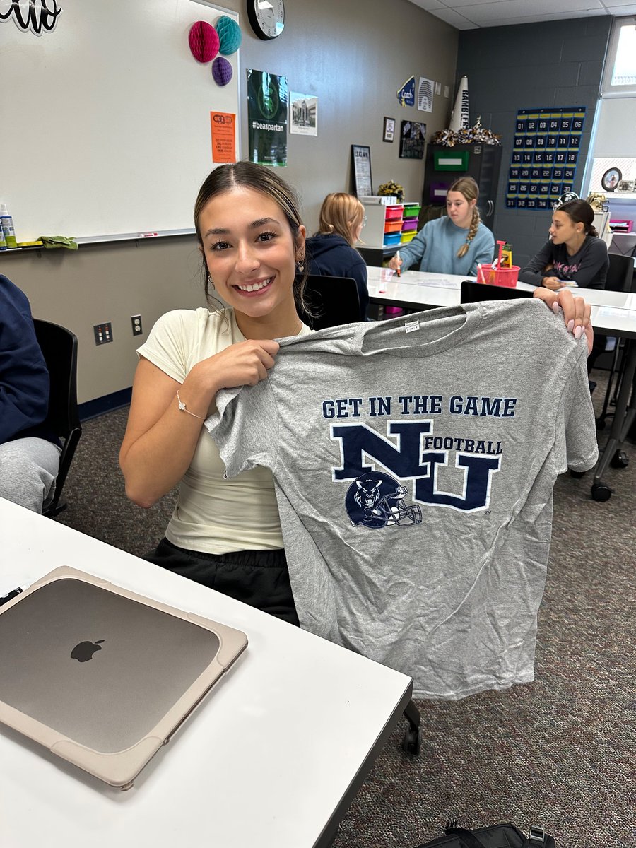 Megan Packey tweet media