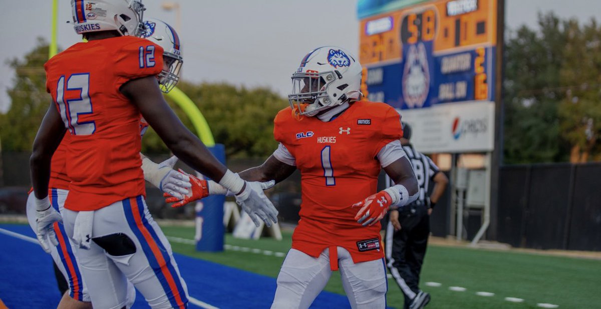 Michael Phoenix II🌟 tweet media