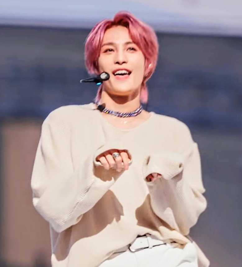 Winbamark's tweet photo. #刘扬扬1010生日快乐
#HappyYangyangDay #WayV
#양양 #유양양 #刘扬扬 #NCT
Happy birthday to my precious baby Liu Yangyang !!!
🎉🎉🎉🎉🎉🎉🎉🎉🎉
Today is the BestDayEver because it is your birthday. Enjoy your day! https://t.co/uY18LN9646