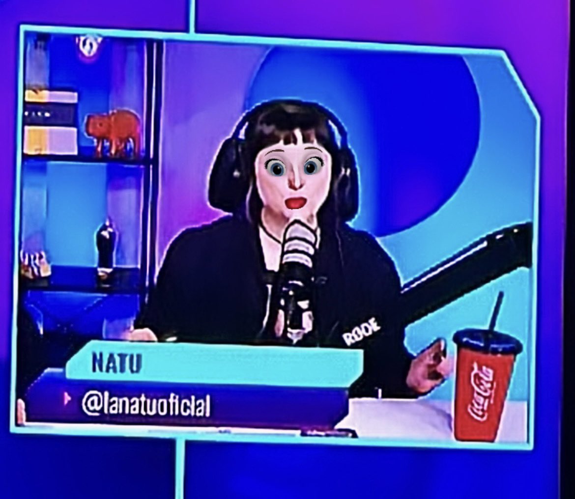 kinelsoon's tweet photo. Los amamos basadines baby otakus! Ayloyu Natu y Julitroz!!! @julitroz_ @lanatuoficial #granhermanoChv https://t.co/r7p36vUw3s