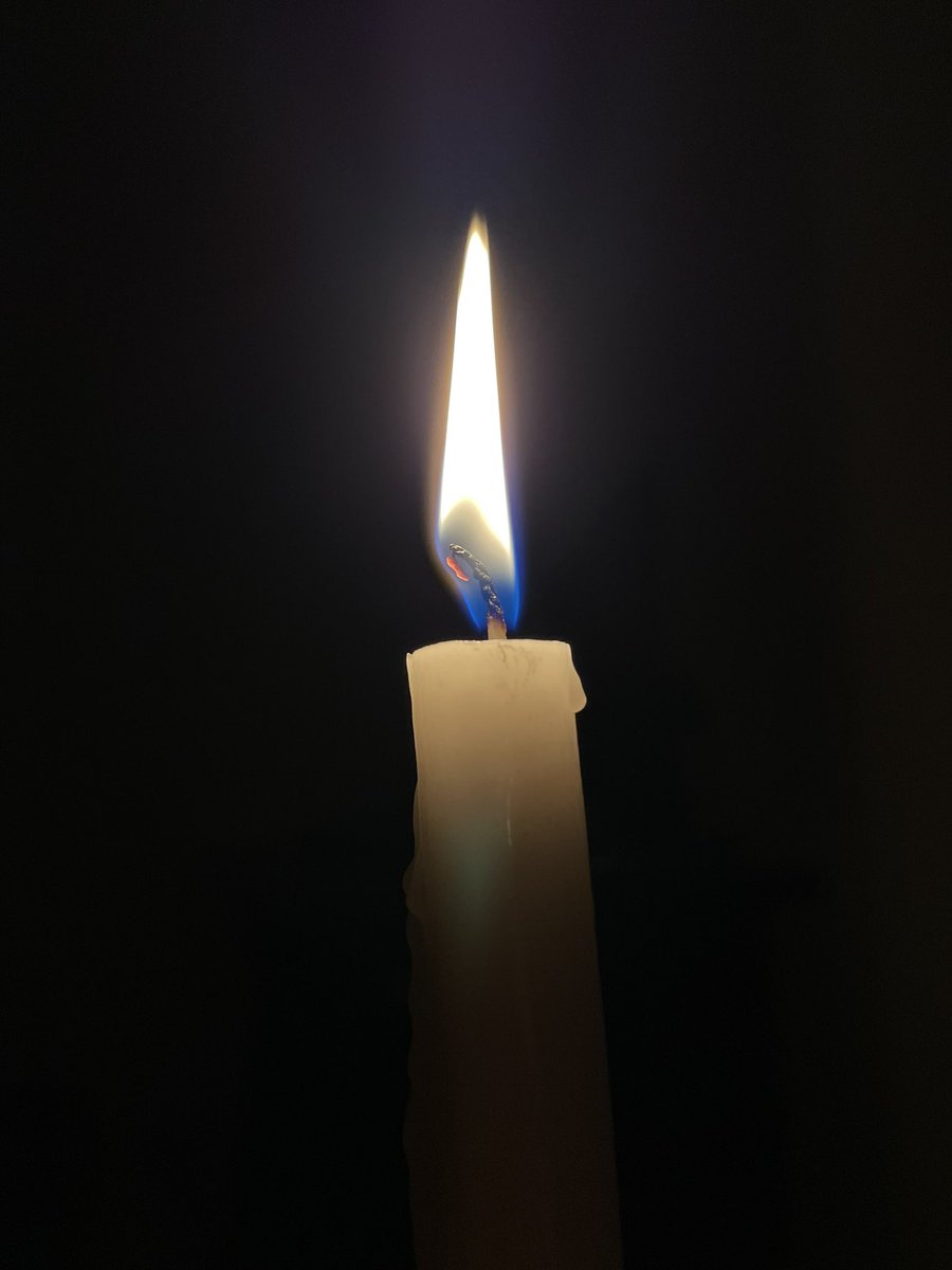 luisgabo11's tweet photo. Una velita, para que la @emsa_esp no deje sin energía al ��segundo” pueblo del Meta, cada vez que llueve o hace una brisa, Gobernador twittero le agradecería cualquier gestión antes de terminar su periodo @JuanGZuluaga @MartinVegaM por que alcalde tampoco hay @AlcaldiaAcacias https://t.co/TiLQL28seF