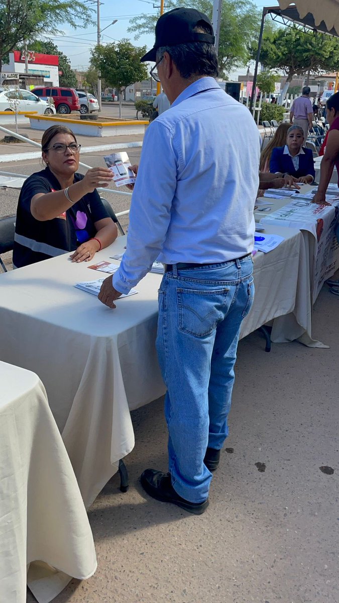 Roberto Estrella tweet media