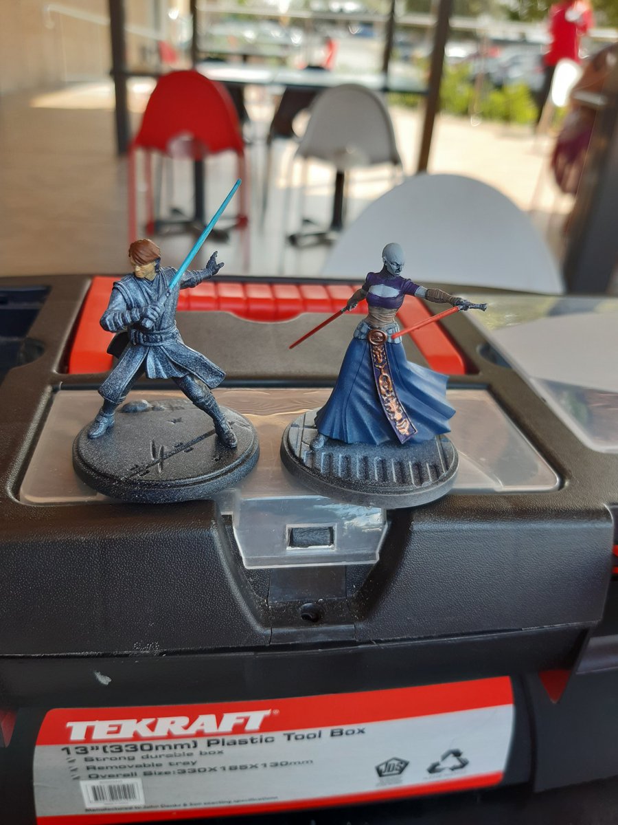 DanTheGreatGam1's tweet photo. Painting in a new location today for #LunchHammer. Working on two classic characters. If you havent go back and watch 2d clone wars cartoons they were spectacular https://t.co/f4hTmpqAWT