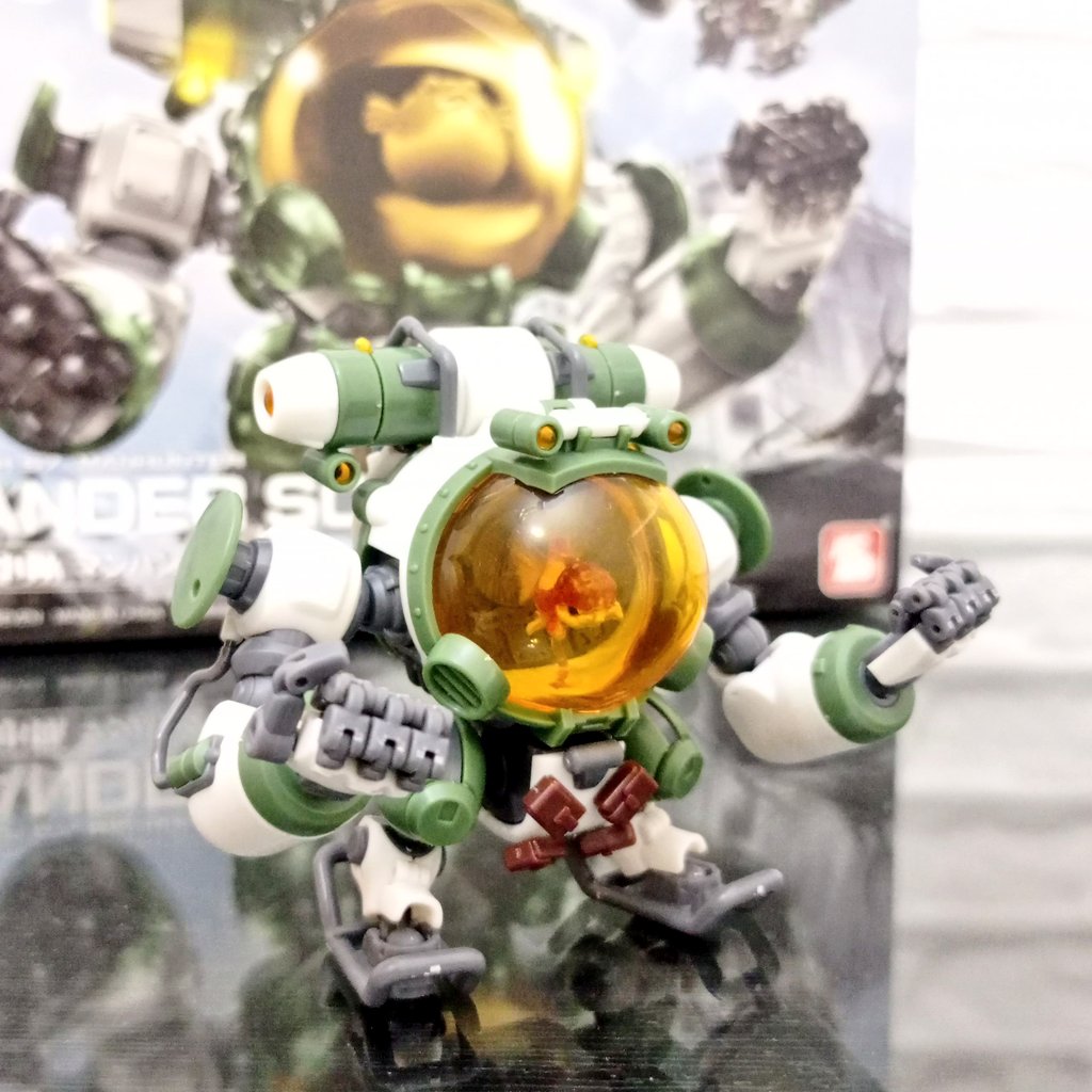 18artsstudio's tweet photo. Mecha Goldfish... 
#fiftyseven 
#number57 
#manhunter 
#wandersoul 
#Mecha https://t.co/pJWvVGJrBt
