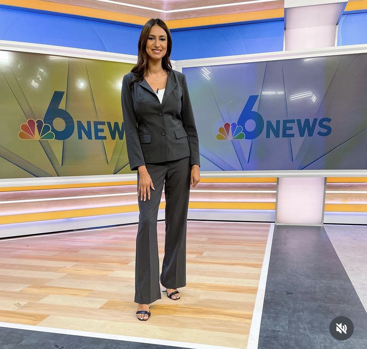 cbkmediamgt's tweet photo. Congrats to client @ChelseaAmbrizTV and the @nbc6 weather team as they received a @SuncoastEmmys award nomination for their First Alert Hurricane Special!
#MiamiTVNews 
#NBCMiami 
#SuncoastEmmys  
#EmmyNominatedMeteorologist
#TeamCBK https://t.co/lhjlF5sqhb