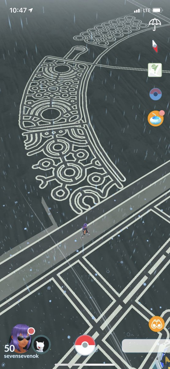 What is this about ??????    I saw this on the map on Saturday on my way into the city . Look how detailed this is !! Crop Circles or what ?  This is impressive!  🔥 👽 🔥👽🔥👽🔥👽🔥👽🔥👽
#PokemonGO  #PokemonGOApp 
#Moments #YouTellMe #Area51 
#NewYork #Maps