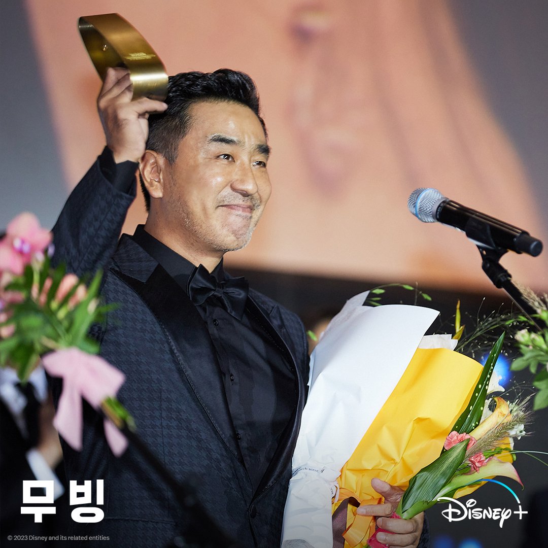 JoInSungPH's tweet image. Congratulations to #Moving, the K-content that captivated the world, for winning 6 awards in the Asian Content Awards &amp;amp; Global OTT Awards 2023! 

The birth of the greatest K-hero film of all time 

🏆Best Creative #Moving 
🏆Best Writer #KangFull
🏆Best Lead Actor #RyuSeungryong