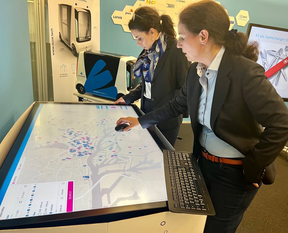 Also in the field of AI, #Hamburg has a lot to offer, which was shown to me during my visit to <a href="/aric_hamburg/">ARIC.Hamburg</a>. The city invests around EUR 400 million annually in the education sector, making it a major hub for AI research and application.