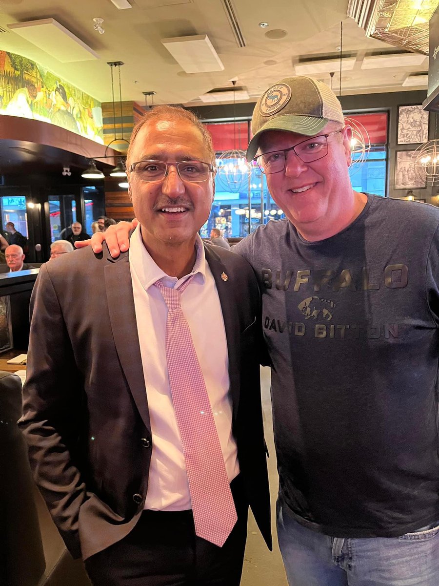 FatStacheNation tweet media