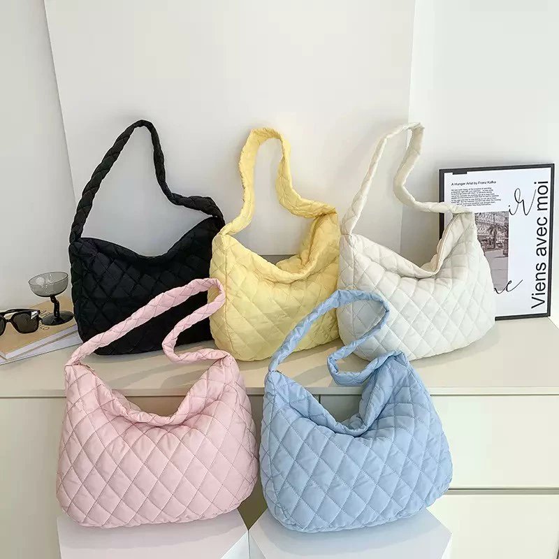 shopp_handeu's tweet image. Puffy shoulder bag 💗
