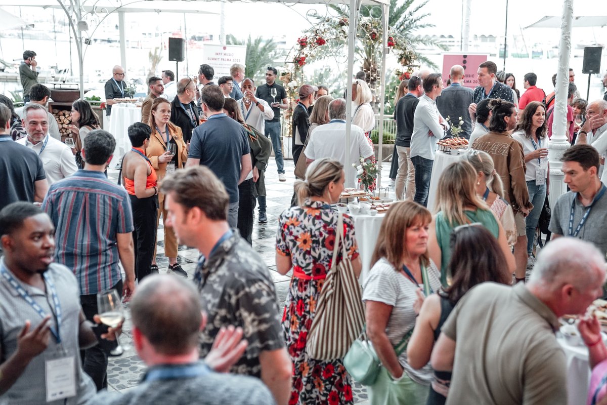 IMPForum's tweet photo. @IMPForum Sundowner Cocktail - Sponsor @bucksmusicgroup #PalmaSummit2023
#PalmaSongWritingCamp2023 #PalmaSongCamp23 #CreativeEuropeNetwork
#Creatives @europe_creative #IMPFEntrepreneurs #Globalmusicpublishers
#GlobalIMPFMusicSummit #impf_member https://t.co/H1KBvjvbWB