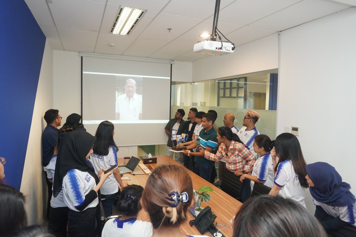 Asiatek_id's tweet image. On this special day, we salute your exceptional leadership. Happy Birthday to our Director of Operations, Pak Sandeep Koyyana . May your year be filled with good health, happiness, and prosperity.

#AsianTechnologySolutions #AsiatekSolusiIndonesia