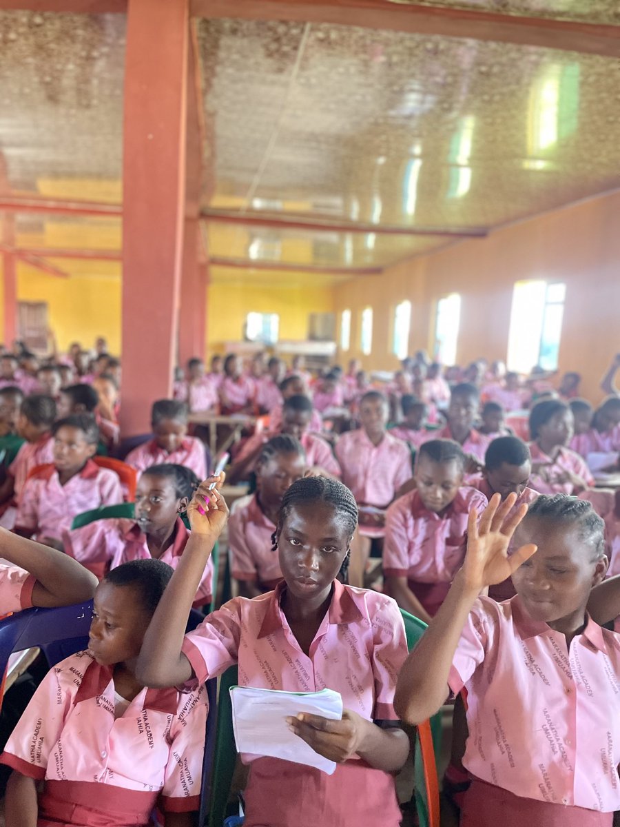 ladydynamique's tweet photo. Yesterday marked the official kick off of our "One Week With the GirlChild" project. With more than 200 girls participating in the open-access training module as developed by @ladydynamique, we are poised to change the world, one girl at a time. #girlchild #girlsforthesdgs https://t.co/KecnPHSkmv