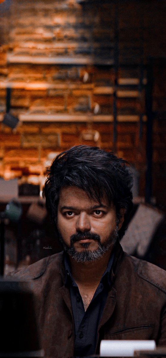 MrRathna's tweet photo. How many of you liked this SMIRK 😏

#Leo https://t.co/LvZ4D9xLLq