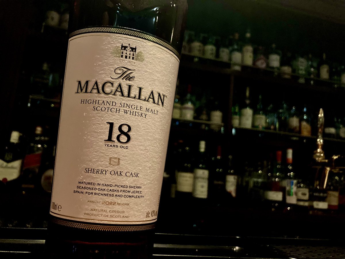 LiquorLibraryJP's tweet photo. マッカラン18年きちゃ！！！
明日販売する予定ですので、また告知いたします！ https://t.co/S6K7JCwgnw