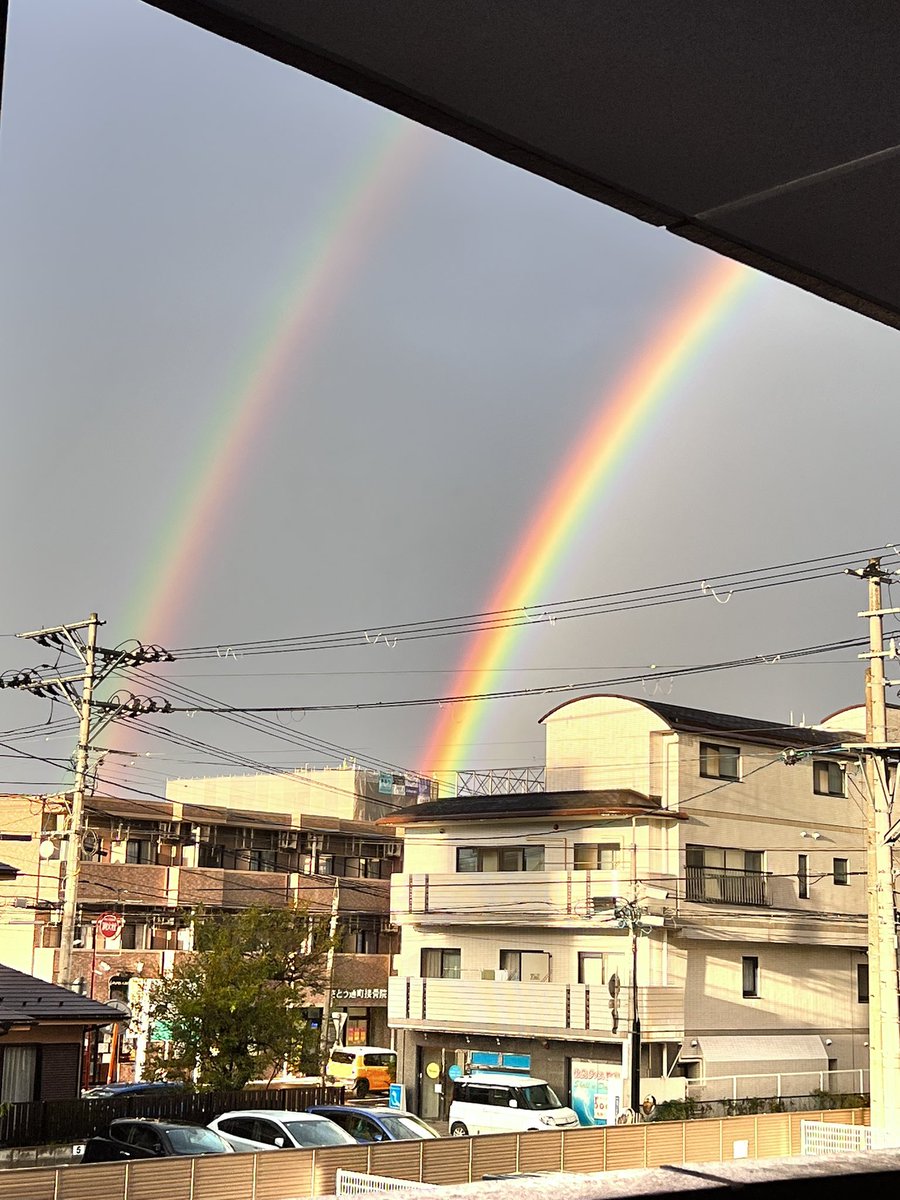michanhr's tweet photo. 虹がキレイ🌈 https://t.co/yVNQUqW4sv
