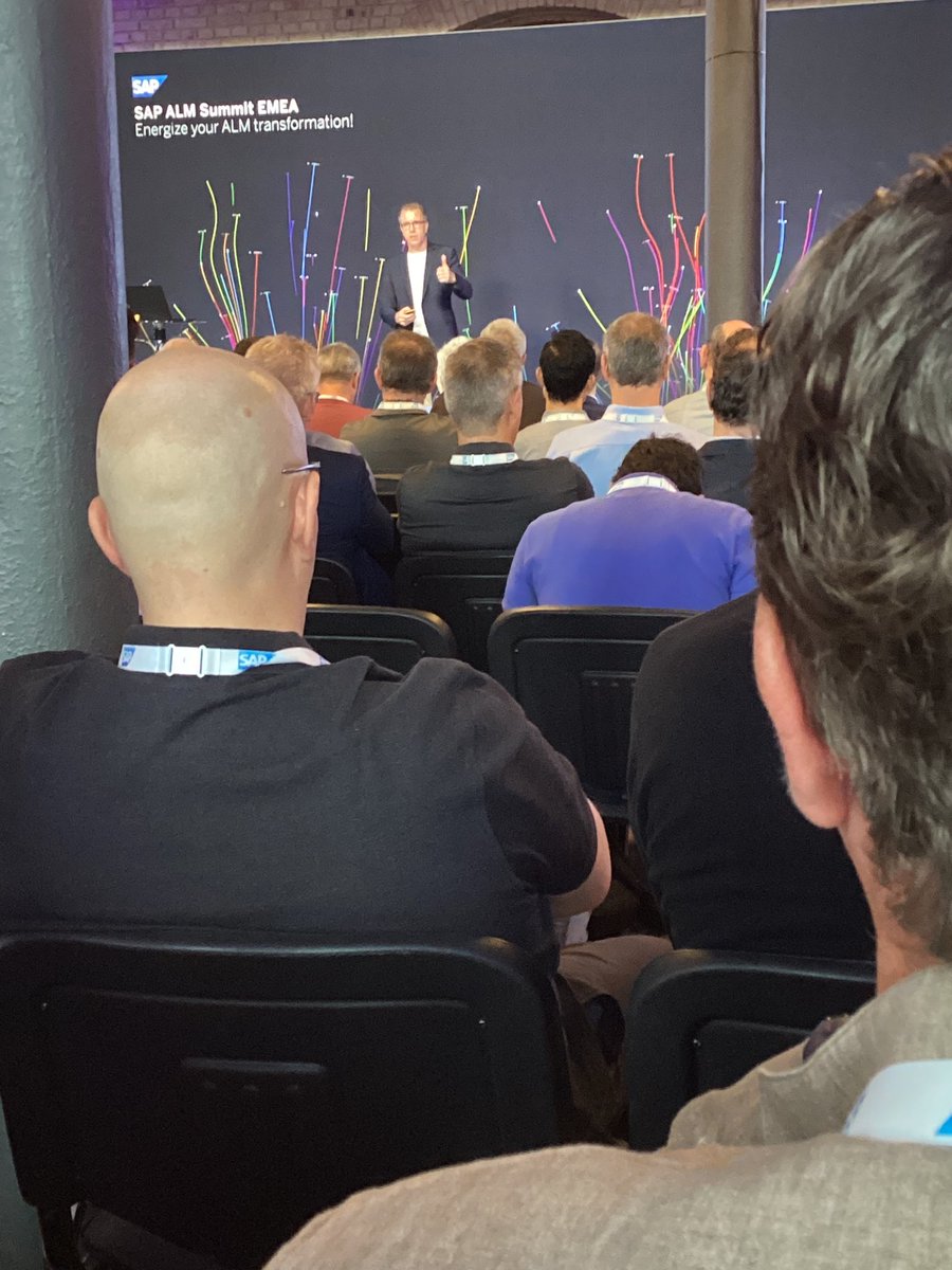 ehartzs's tweet photo. Comenzando el #ALMsummit en Mannheim.  Con  la  presentación de @stefansteinle https://t.co/BPIotNGZ4g
