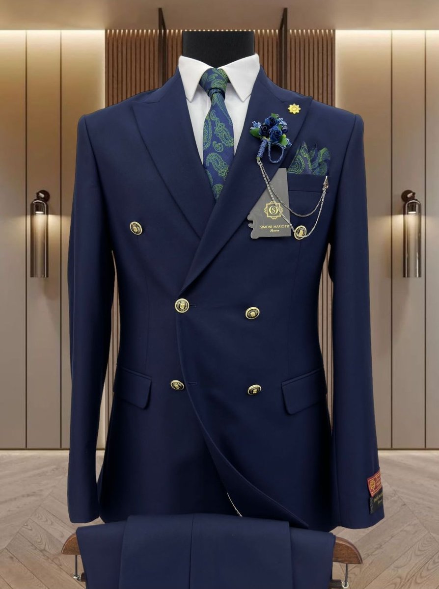 Nigsearchlight's tweet image. It doesn&apos;t matter if it is expensive or cheap, as long as you style it properly, you can achieve a classic result 🎩
Ps: We are open to take your requests 
Saraki | Igbos | Mr Banks | EFCC | Obaseki | Yakubu Gowon | Abia #TinubuMustGo