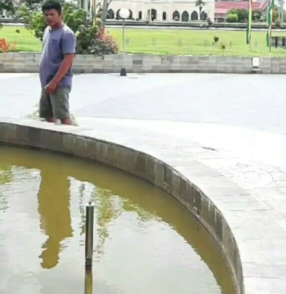 Guntur_Combat's tweet photo. @person_sandora @Petruk_Penipu @damianpenyulep @Resty_J_Cayah bhoodhaat khimbheek ente klo dhoongook phaaoook gw ajrin ente
ntuuh kode paspor pel2 lhon2 pamer cendiri akun facebook die
gw kaga tmpak kode klo die pel2 lhon2 tmpak kode ente ckap same die bhodhaat khiembheek janginam😂😂😜😜😝😝👇👇
@person_sandora 🐒🐒🐶🐶🐩🐩 https://t.co/rc5U6CPfoi