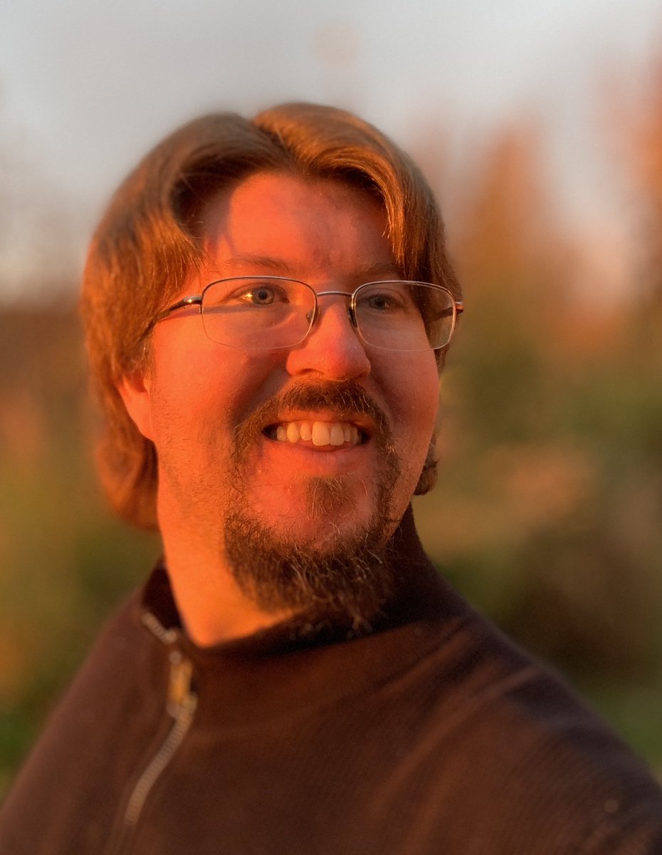 Firebrand101's tweet photo. The light was right 😊
#sunset #alaska #alaskasunset #sunsetlovers #sunsetphotography #goldenhour #glow #selfie #sunsetselfie https://t.co/nJivpwgLFl