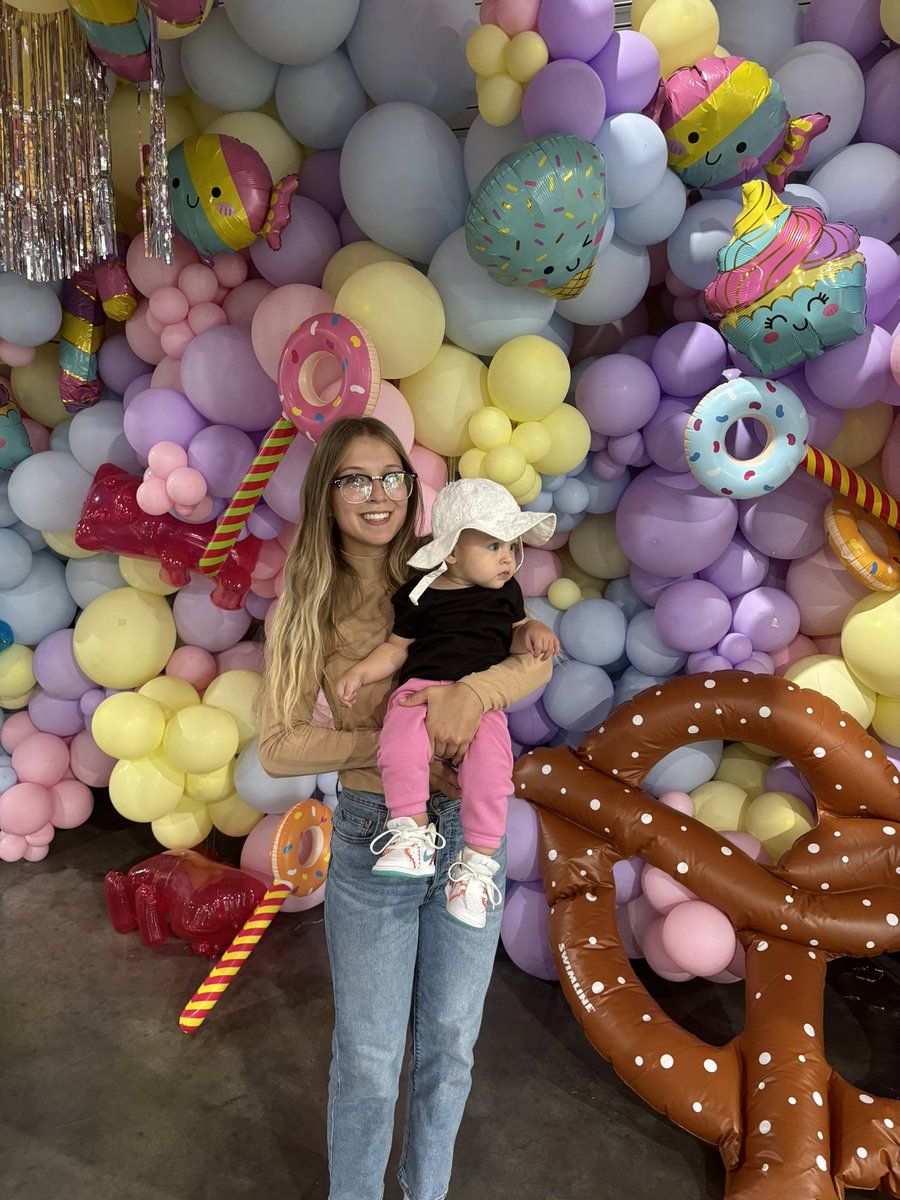 jordyn15_'s tweet photo. My mini🤍 https://t.co/7kVdH6iEjX