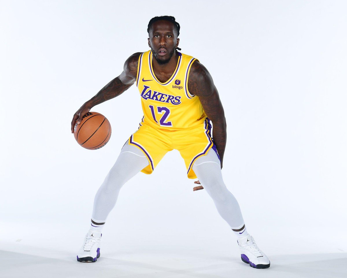notlakersgm's tweet photo. Taurean Prince tonight:
 
13 Points
5/7 FGM
3/5 3PM
19 minutes.

@TheHoopCentral https://t.co/kCUIrDaEGa